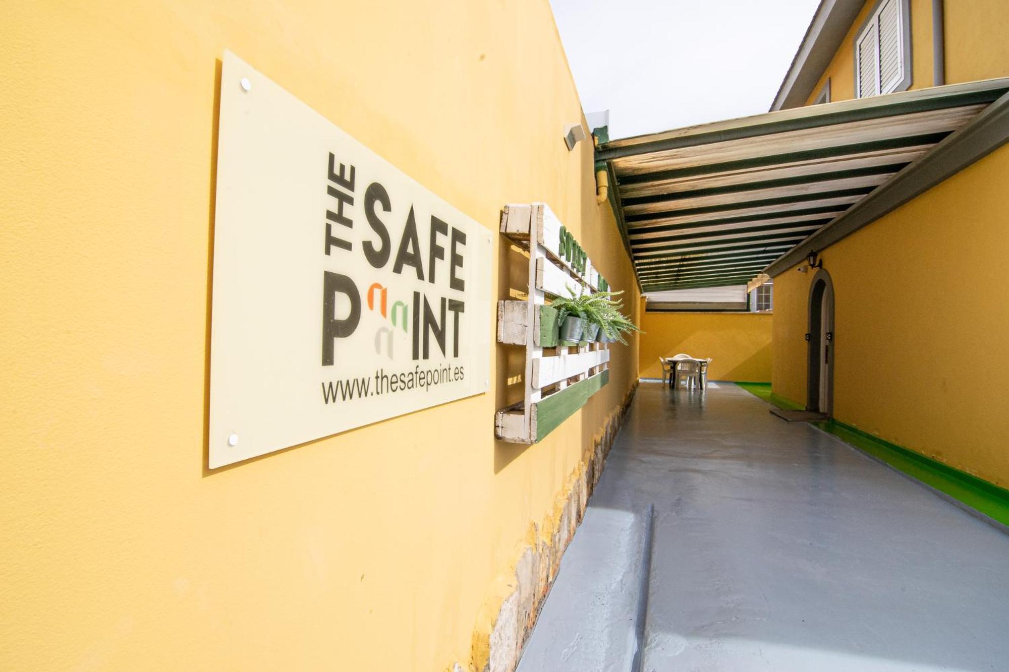 The Safe Point Residential Castillo Castillo del Romeral Exterior photo
